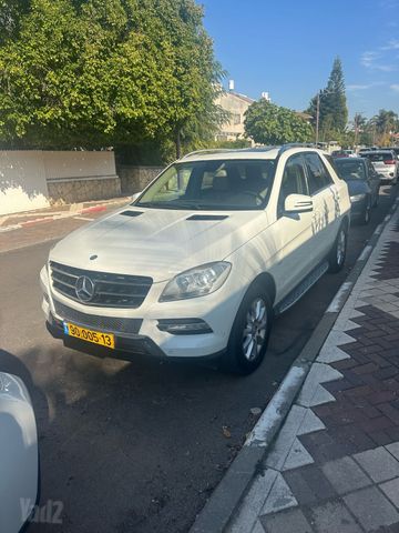 מודעת רכב מרצדס-בנץ ML