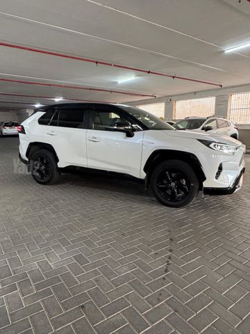 טויוטה RAV4