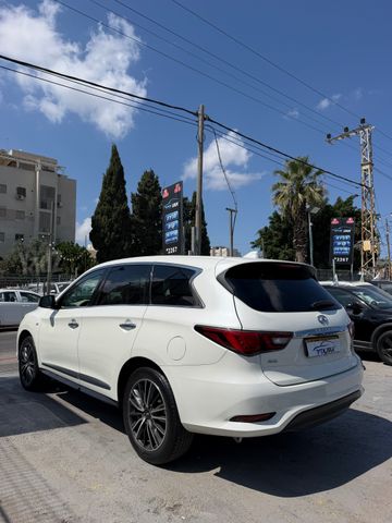 אינפיניטי QX60