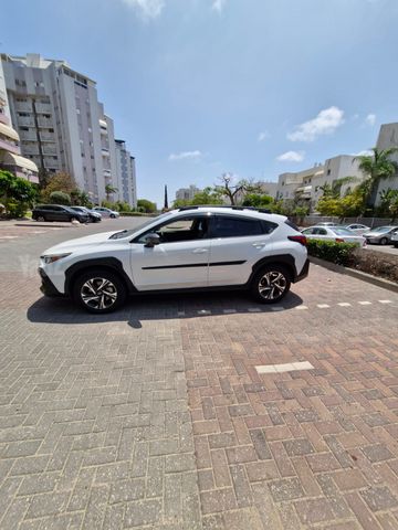 סובארו קרוסטרק