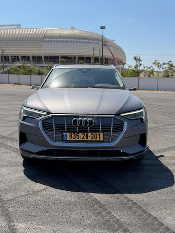 אאודי E-tron