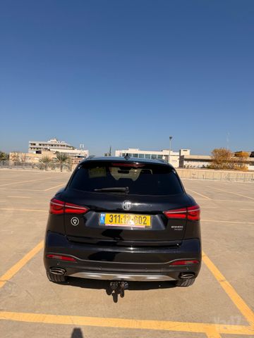 אם ג'י EHS PHEV