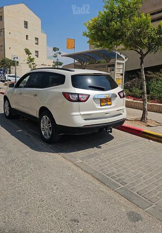 שברולט טראוורס
