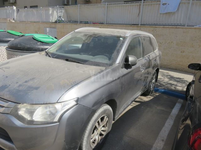 מודעת רכב מיצובישי אאוטלנדר