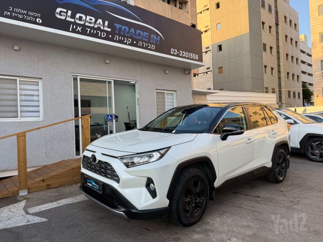 מודעת רכב טויוטה RAV4