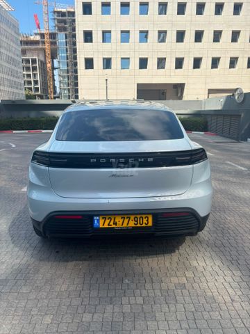 פורשה מקאן
