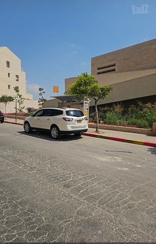 שברולט טראוורס