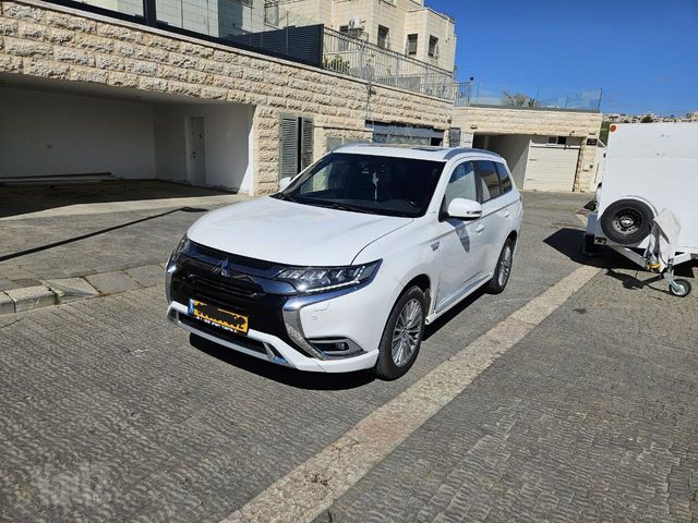 מודעת רכב מיצובישי אאוטלנדר