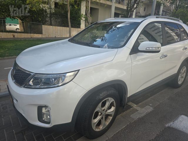 מודעת רכב קיה סורנטו