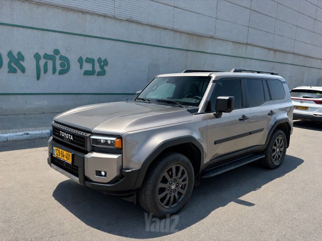 מודעת רכב טויוטה לנד קרוזר