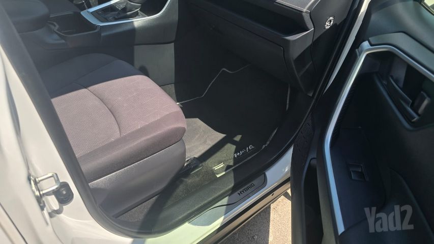 טויוטה RAV4