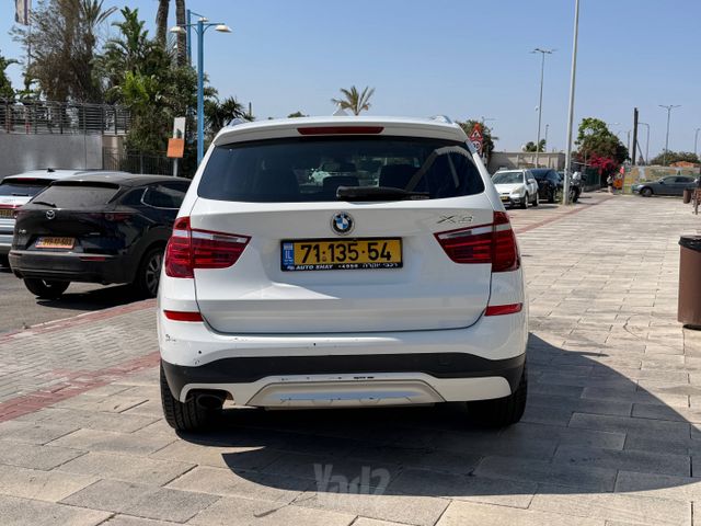 ב מ וו X3