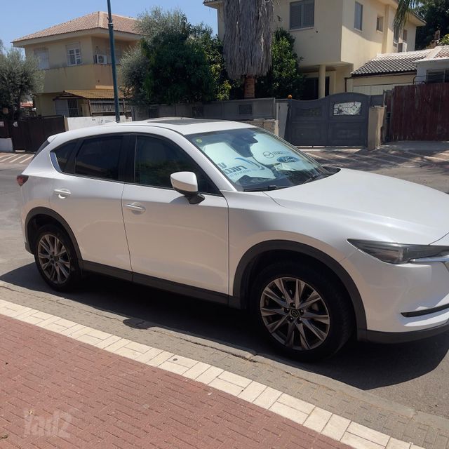 מודעת רכב מאזדה CX-5