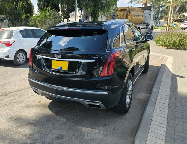 קאדילק XT5