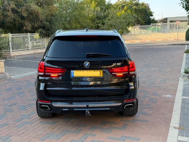 ב מ וו X5