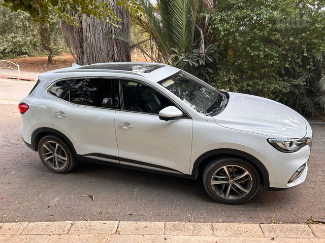 אם ג'י EHS PHEV