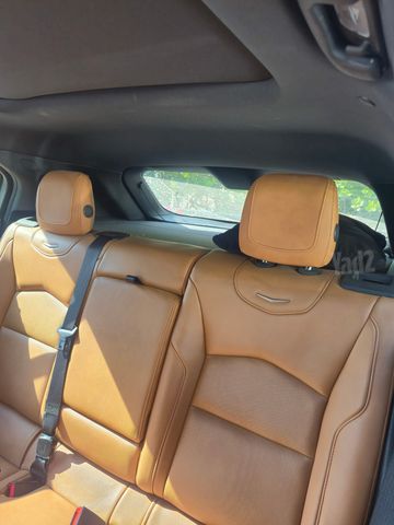 קאדילק XT4