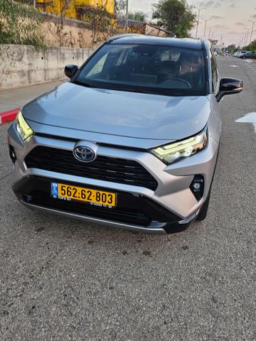 מודעת רכב טויוטה RAV4