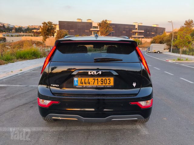 קיה נירו