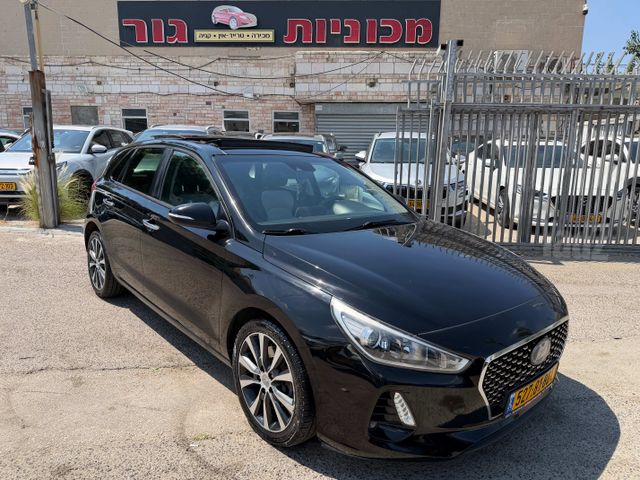 יונדאי i30