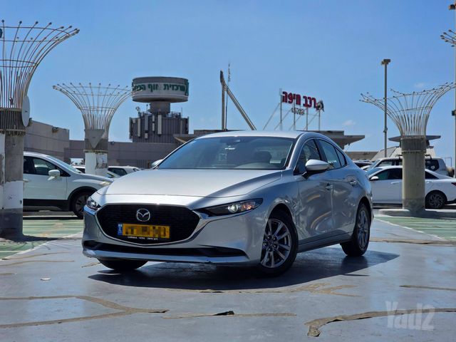 מודעת רכב מאזדה 3