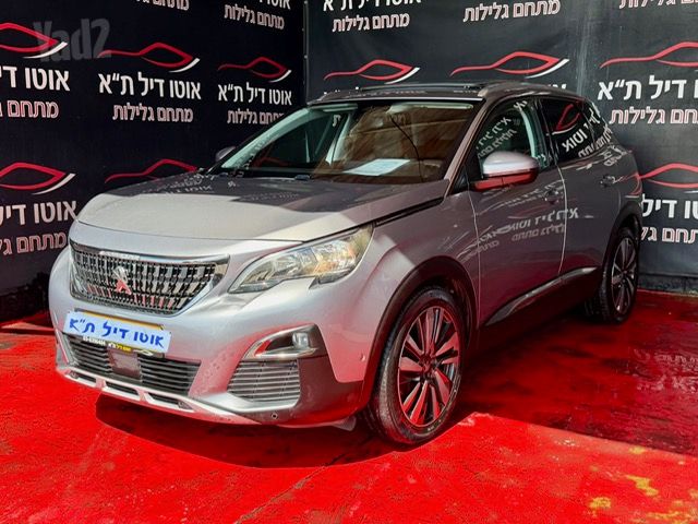 פיג'ו 3008
