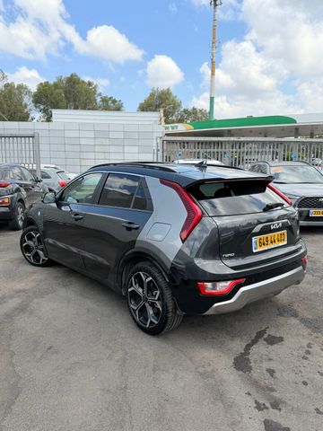 קיה נירו