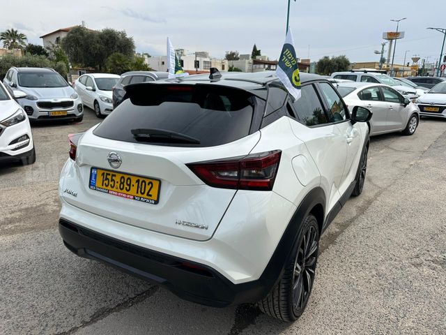 ניסאן ג'וק