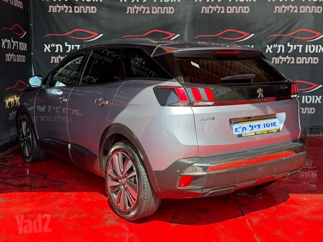 פיג'ו 3008