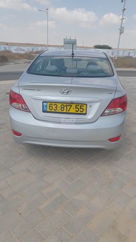 יונדאי אקסנט i25