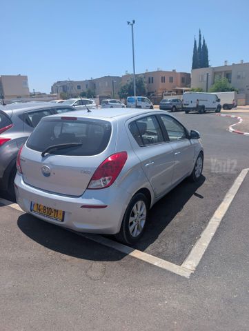 יונדאי i20