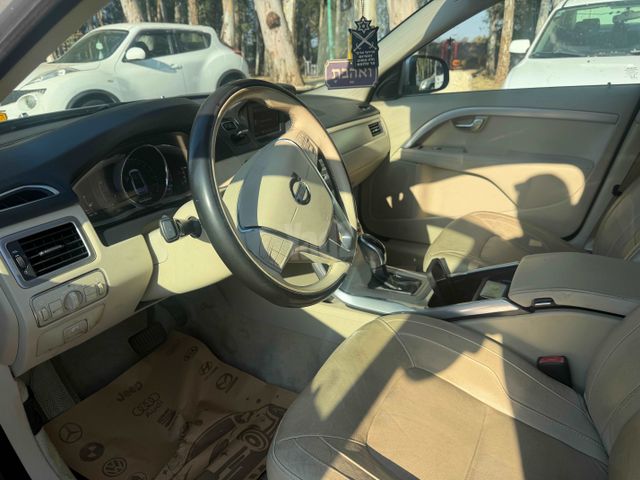 וולוו S80