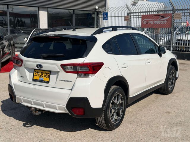 סובארו XV