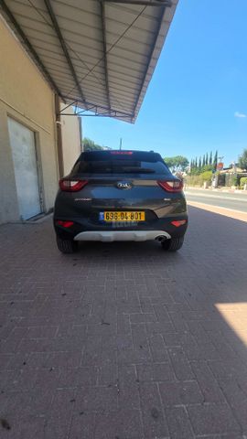 קיה סטוניק