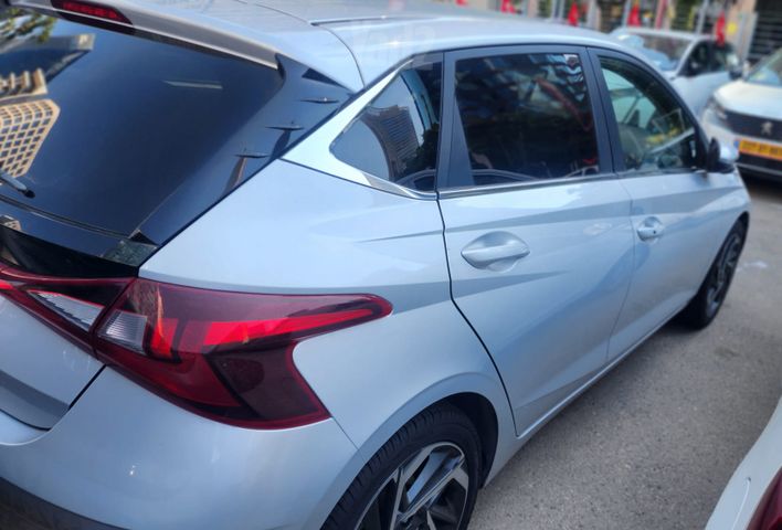 יונדאי i20