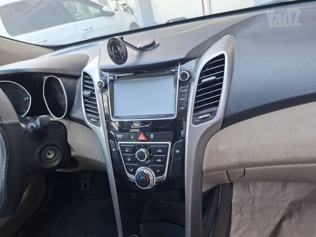 יונדאי i30