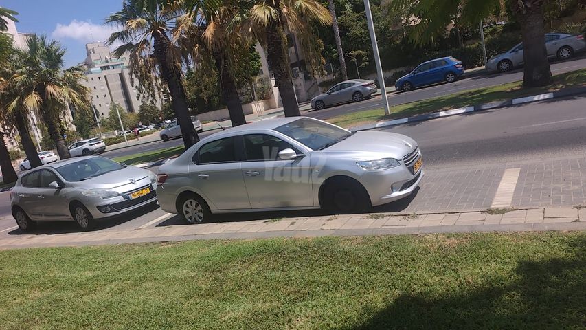 וולוו S80