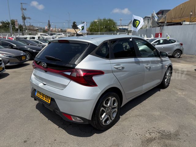 יונדאי i20