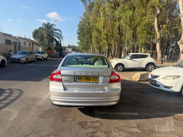 וולוו S80