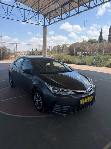 מודעת רכב טויוטה קורולה 2