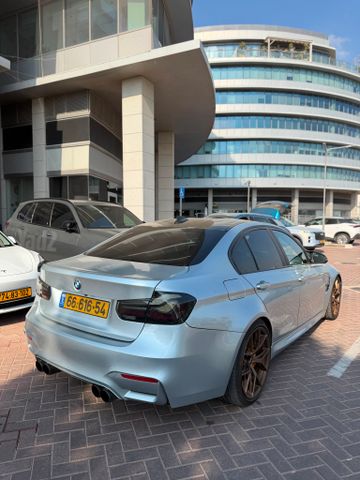 ב מ וו M3