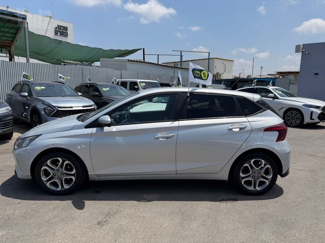 יונדאי i20