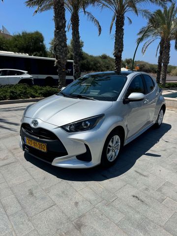 מודעת רכב טויוטה יאריס