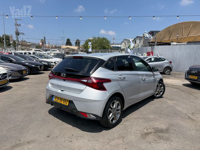 יונדאי i20