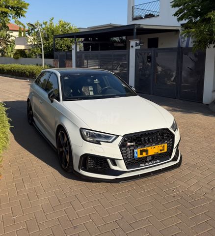 אאודי RS 3
