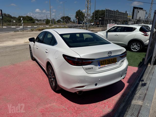 מאזדה 6