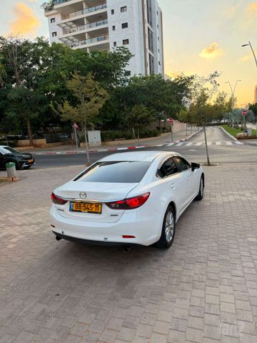 מאזדה 6