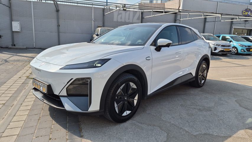S07 Premium Tech חשמלי אוט׳ (218 כ״ס)