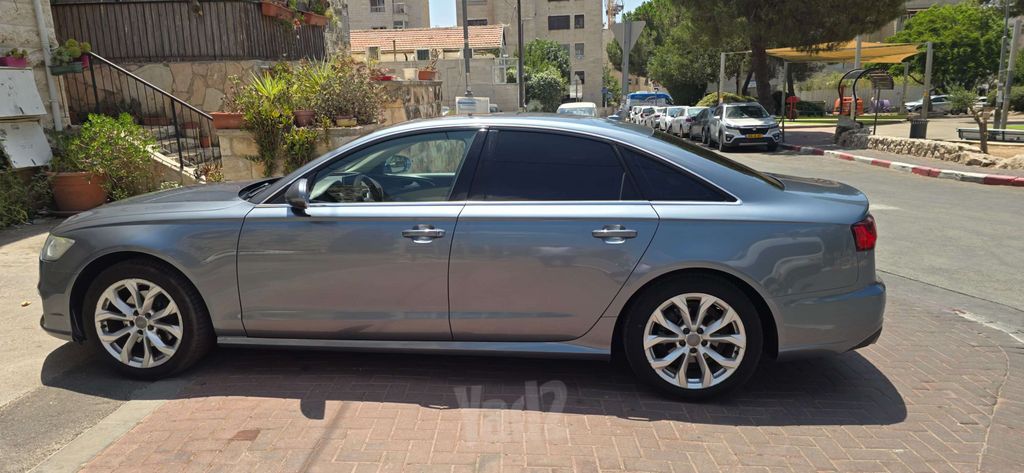 אאודי A6