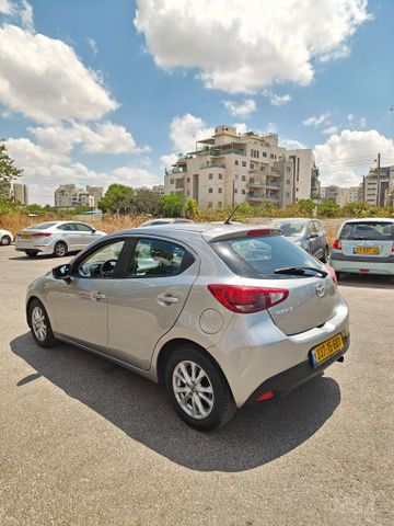 מאזדה 2